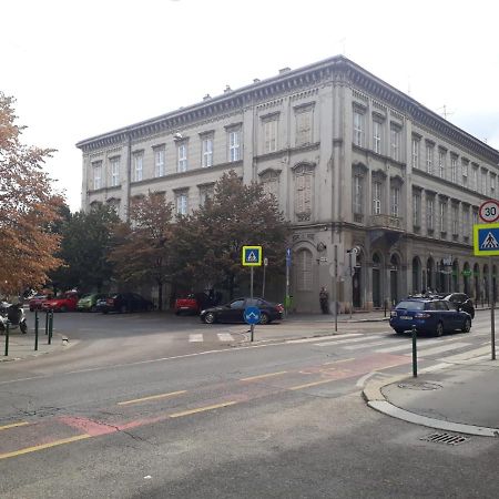Danube Elegance Apartment Budapeste Exterior foto