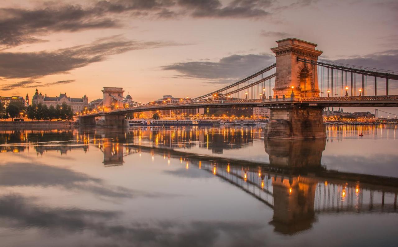Danube Elegance Apartment Budapeste Exterior foto