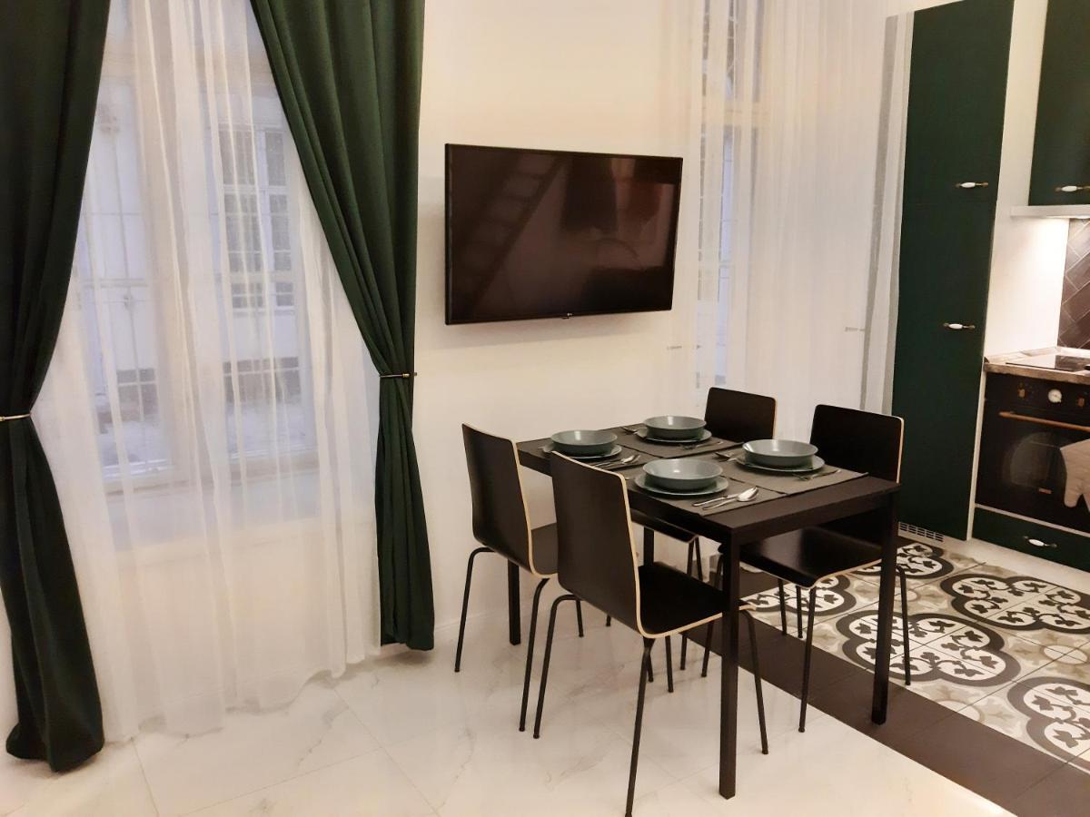 Danube Elegance Apartment Budapeste Exterior foto